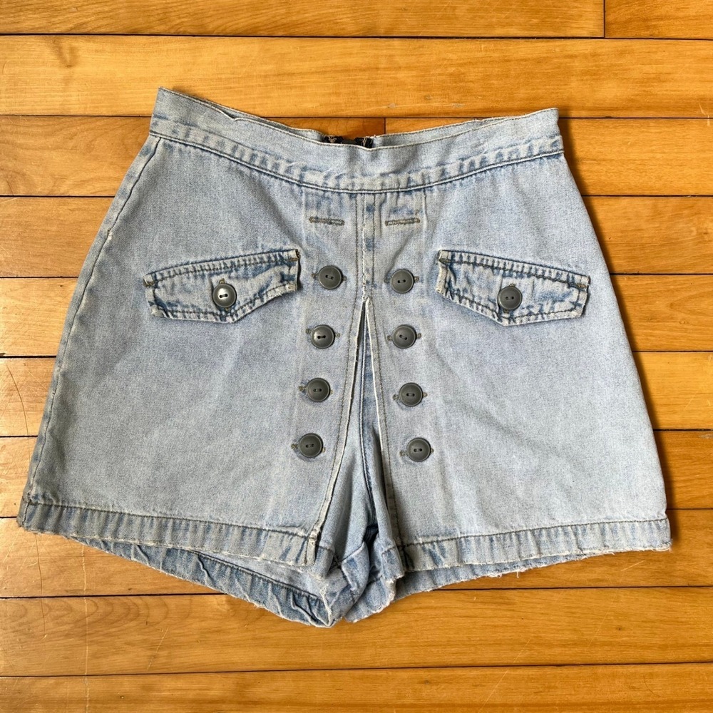 Essential Squeeze Jeans Womens Light Wash High Waist Denim Shorts Blue Size 5/6